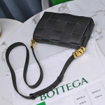 Bottega-Veneta-CASSETTE-Black.png