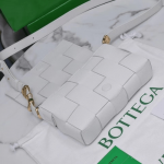 Bottega-Veneta-CASSETTE-White.png