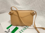 Bottega-Veneta-Mount-Almond.png