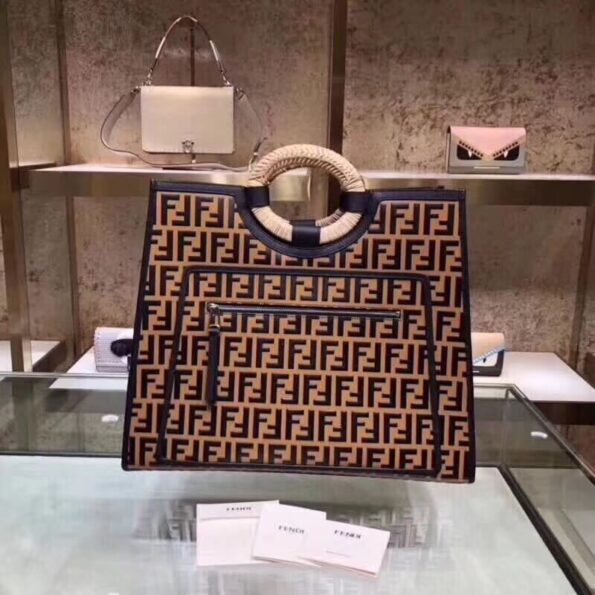 FENDI-Kan-I-Leather-Tote-Bag.jpg