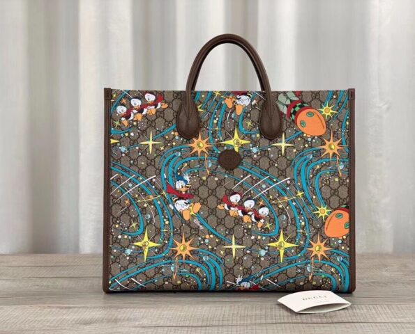 Gucci-Donald-Duck-Series-Leather-Tote-Bag-1.jpg