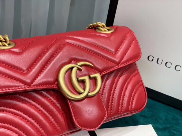 Gucci-GG-Marmont-Flap-bag-Mini-Red-4.jpg