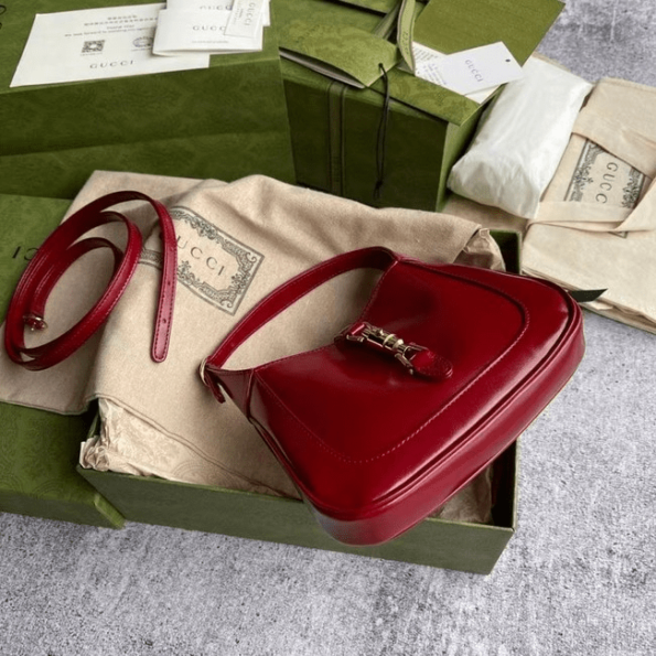 Gucci-Jackie-1961-Mini-Hobo-Bag-Red-3.png