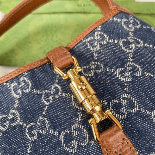 Gucci-Jackie-1961-Mini-Shoulder-Bag-Dark-Blue-2.png