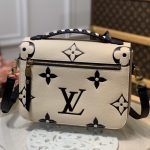 LV-Monogram-Empreinte-Crafty-Pochette-Metis-8.jpg