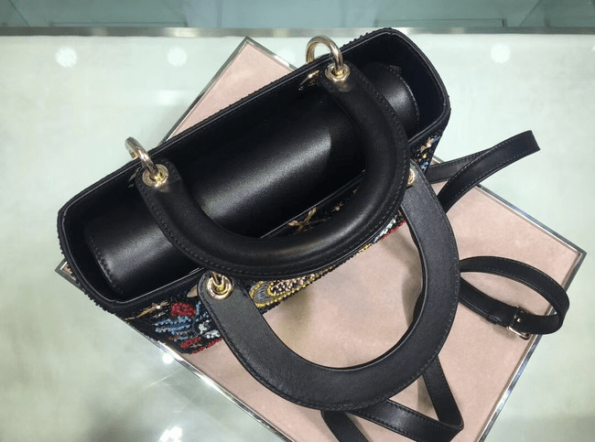 Lady-Dior-Embroidered-Cattle-Leather-4.png