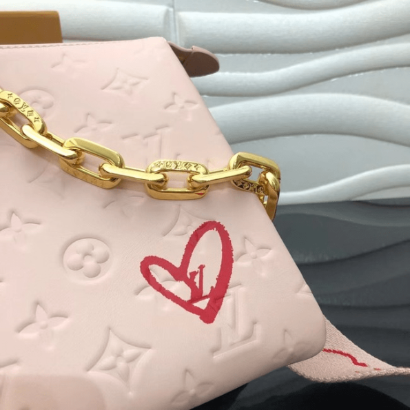 Louis-Vuitton-COUSSIN-PM-pink-6.png