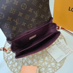 Louis-Vuitton-Chantilly-Pm-Monogram-Canvas-Bag.png