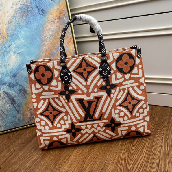 Louis-Vuitton-Crafty-Onthego-GM-1.png