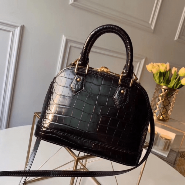 Louis-Vuitton-Crocodile-Pattern-Leather-Bag-Black-1.png