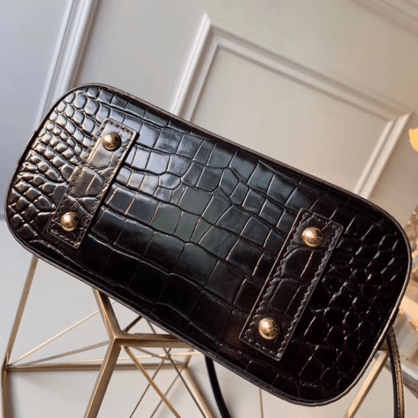 Louis-Vuitton-Crocodile-Pattern-Leather-Bag-Black-3.png