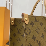 Louis-Vuitton-Disney-Onthego-Medium-Tote-Bag.png