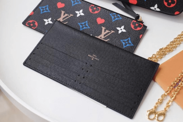 Louis-Vuitton-FELICIE-POCHETTE-Black-3.png