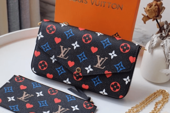 Louis-Vuitton-FELICIE-POCHETTE-Black.png