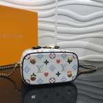 Louis-Vuitton-GAME-ON-VANITY-PM.png