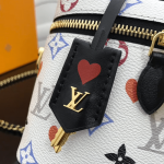 Louis-Vuitton-GAME-ON-VANITY-PM.png