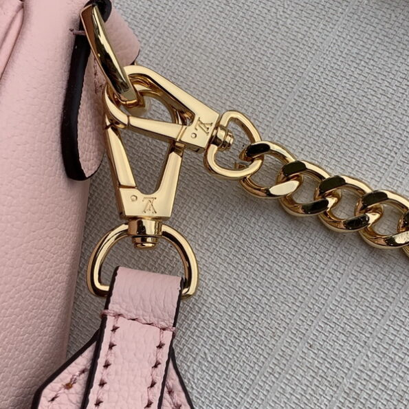 Louis-Vuitton-Lockme-Tender-Grained-Calf-Leather-Rosewater-Pink-5.jpg