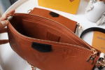 Louis-Vuitton-MULTI-POCHETTE-ACCESSOIRES-Caramel.png