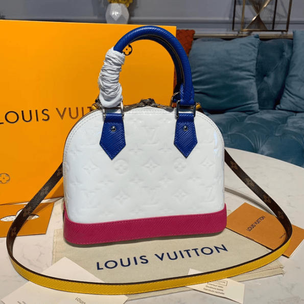 Louis-Vuitton-Monogam-Vernis-White-1.png