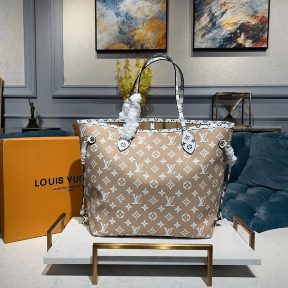 Louis-Vuitton-NEVERFULL-MM-Khaki-2.png