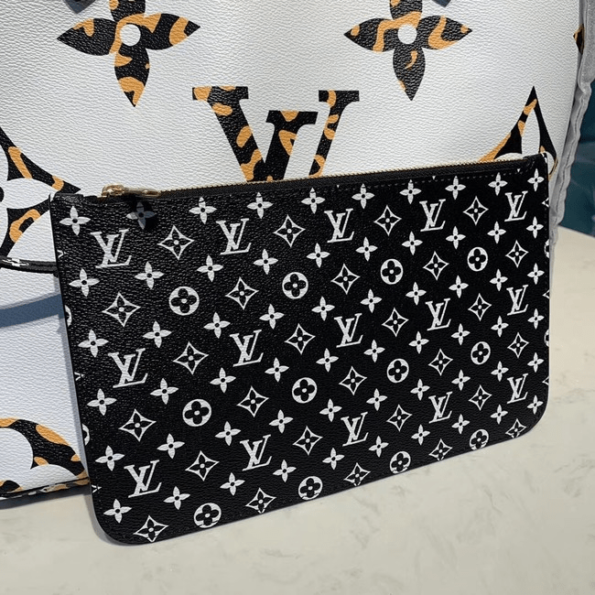 Louis-Vuitton-NEVERFULL-MM-White-4.png