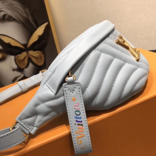 Louis-Vuitton-NEW-WAVE-sky-Blue-1.png