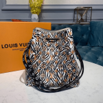 Louis-Vuitton-Neonoe-White.png