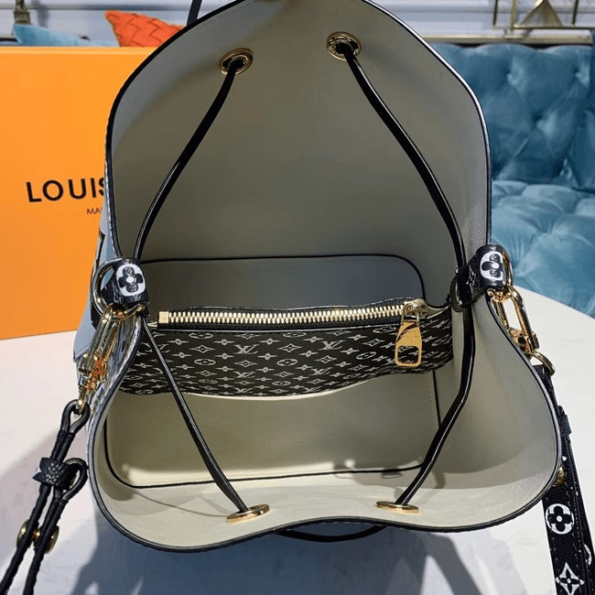 Louis-Vuitton-Neonoe-White-6.png