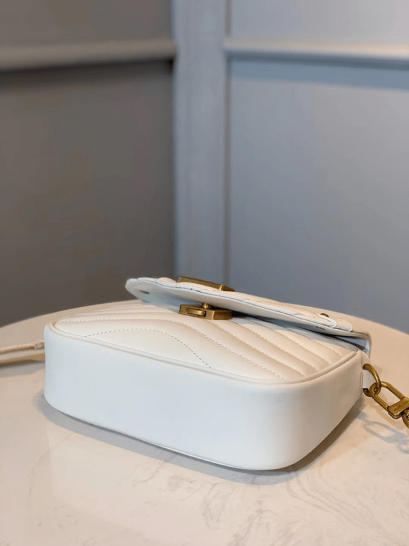 Louis-Vuitton-New-Wave-Shoulder-Bag-White-1.png