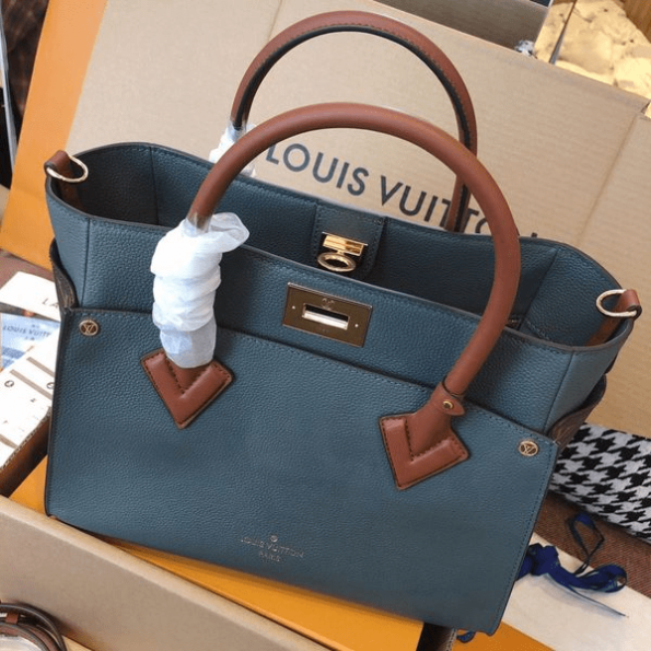 Louis-Vuitton-ON-MY-SIDE-Dark-Grey-4.png