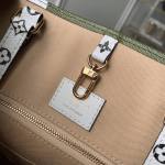 Louis-Vuitton-ONTHEGO-Khaki.png