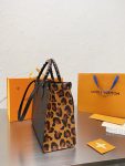 Louis-Vuitton-ONTHEGO-Monogram-MM-Leopard-Black.jpg