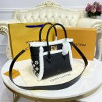 Louis-Vuitton-On-My-Side-MM-Handbag.jpg