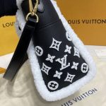 Louis-Vuitton-On-My-Side-MM-Handbag.jpg