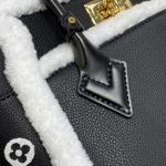 Louis-Vuitton-On-My-Side-MM-Handbag.jpg