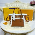 Louis-Vuitton-On-My-Side-PM-Caramel.jpg