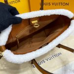 Louis-Vuitton-On-My-Side-PM-Caramel.jpg