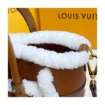 Louis-Vuitton-On-My-Side-PM-Caramel.jpg