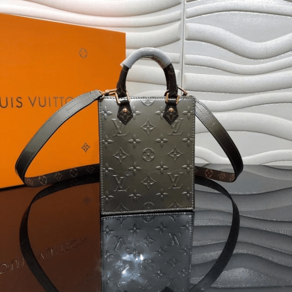 Louis-Vuitton-PETIT-SAC-PLAT-Grey-1.png