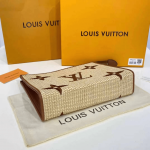 Louis-Vuitton-POCHETTE-VOYAGE-MM-Brown.png