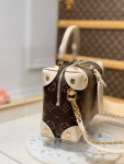 Louis-Vuitton-Petite-Malle-Souple-Cream.png