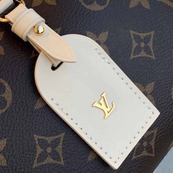 Louis-Vuitton-Petite-Malle-Souple-Cream-5.png