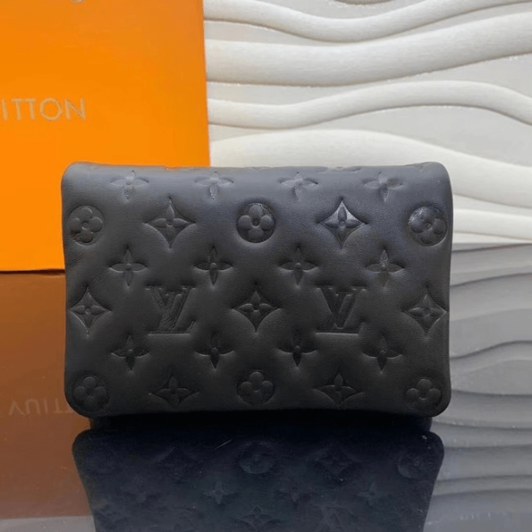 Louis-Vuitton-Pochette-Coussin-Black-1.png