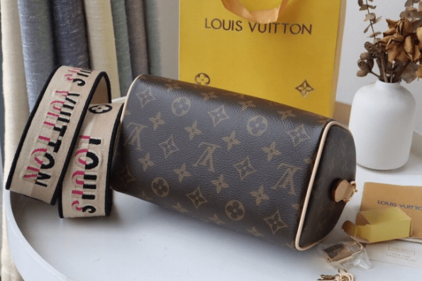 Louis-Vuitton-SPEEDY-Monogram-Canvas-Cream-1.png