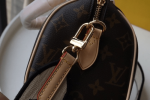 Louis-Vuitton-SPEEDY-Monogram-Canvas-Cream.png