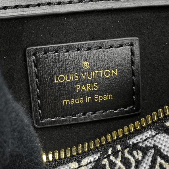 Louis-Vuitton-Since-1854-Speedy-Bandouliere-25-Gray-13.png