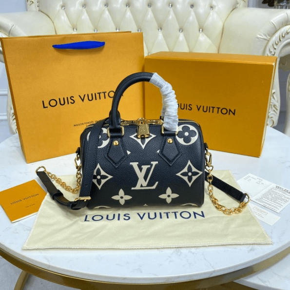 Louis-Vuitton-Speedy-Bandouliere-20-Black-Beige.png