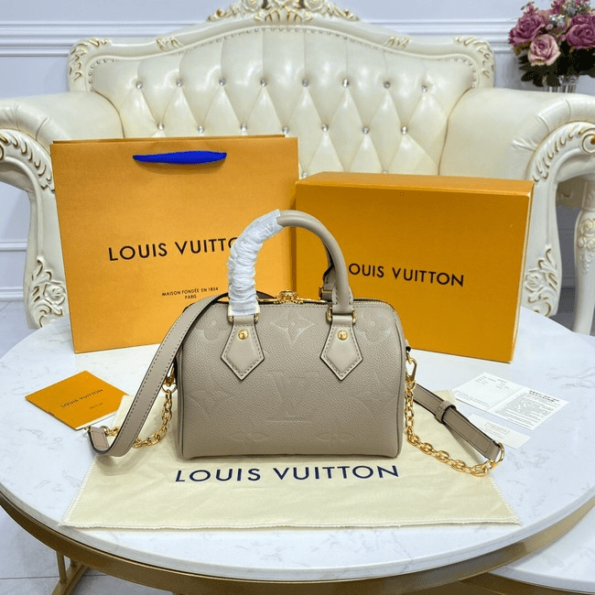 Louis-Vuitton-Speedy-Bandouliere-20-Tourterelle-1.png