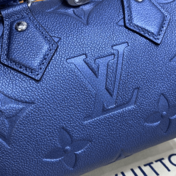 Louis-Vuitton-Speedy-Bandouliere-20-blue-7.png