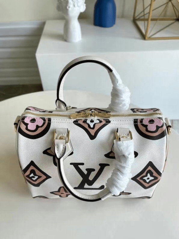 Louis-Vuitton-Speedy-Bandouliere-25-Cream-2.png